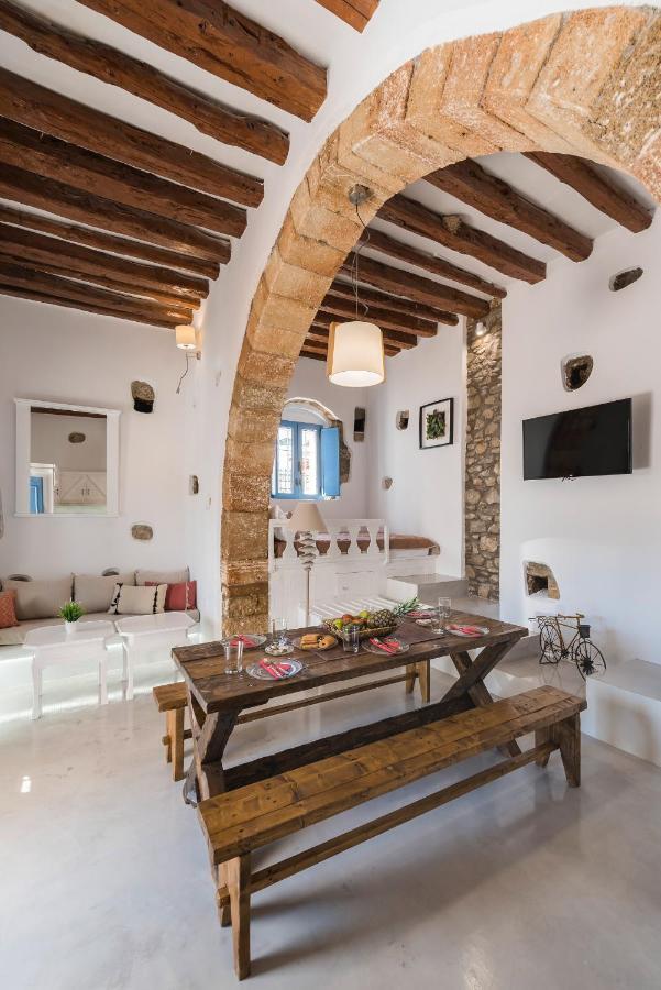 Casa Blue Gennadi